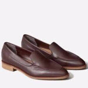 The Modern Loafer in Burgundy